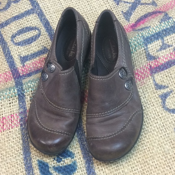 clarks bendables slip on shoes